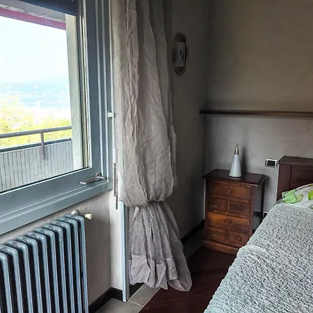 Spazioso Con Balcone Vista 7 Ospiti * Camnago Volta