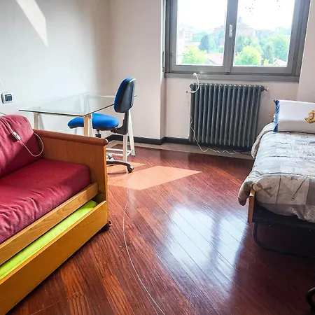 Spazioso Con Balcone Vista 7 Ospiti * Camnago Volta